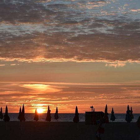 Les Parasols De Trouville Διαμέρισμα Εξωτερικό φωτογραφία