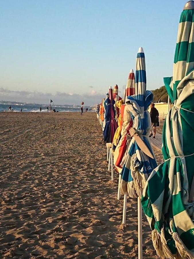 Les Parasols De Trouville Διαμέρισμα Εξωτερικό φωτογραφία